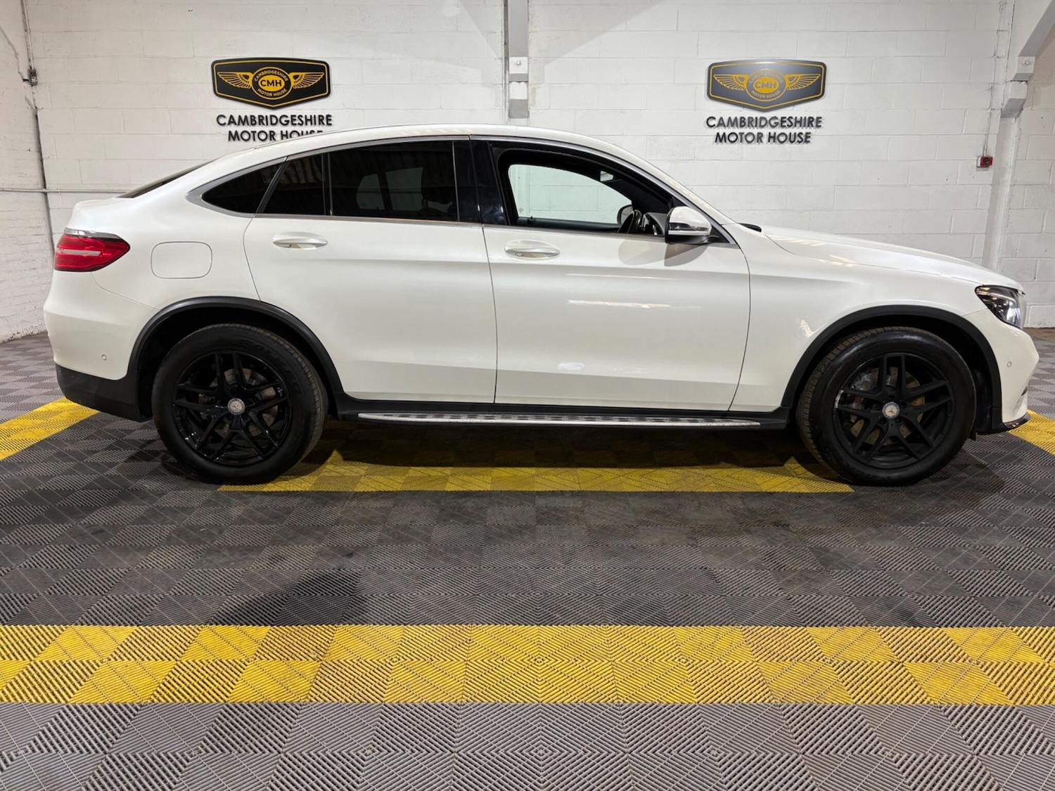 Used Mercedes-Benz GLC 2017 for sale - 76657643: Photo 29