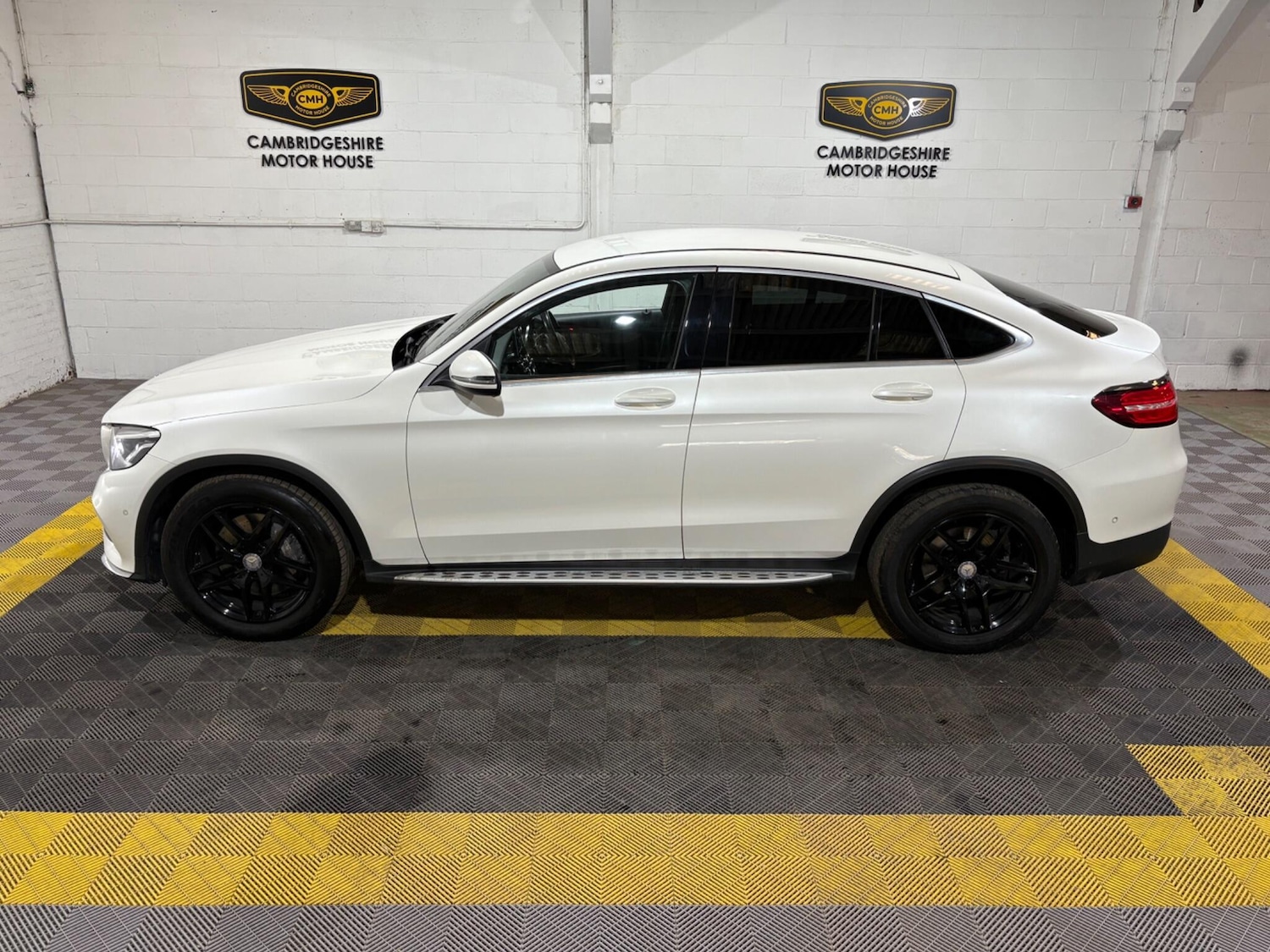Used Mercedes-Benz GLC 2017 for sale - 76657643: Photo 42