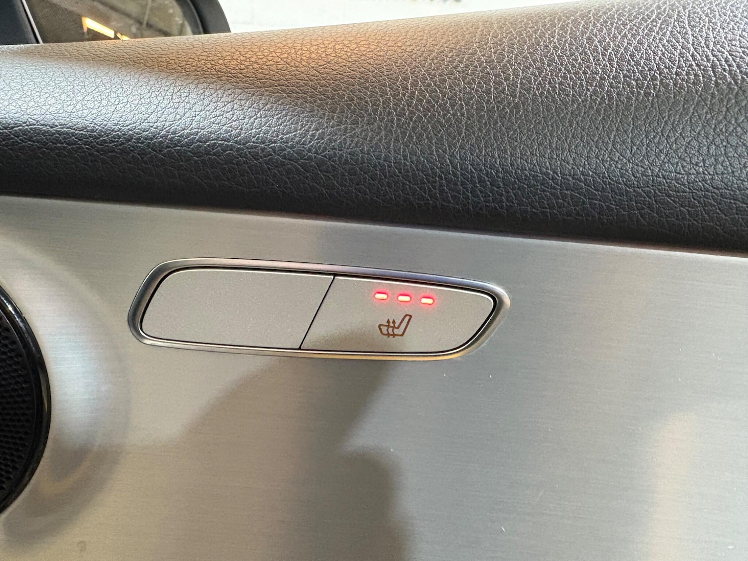 Used Mercedes-Benz GLC 2017 for sale - 76657643: Photo 45