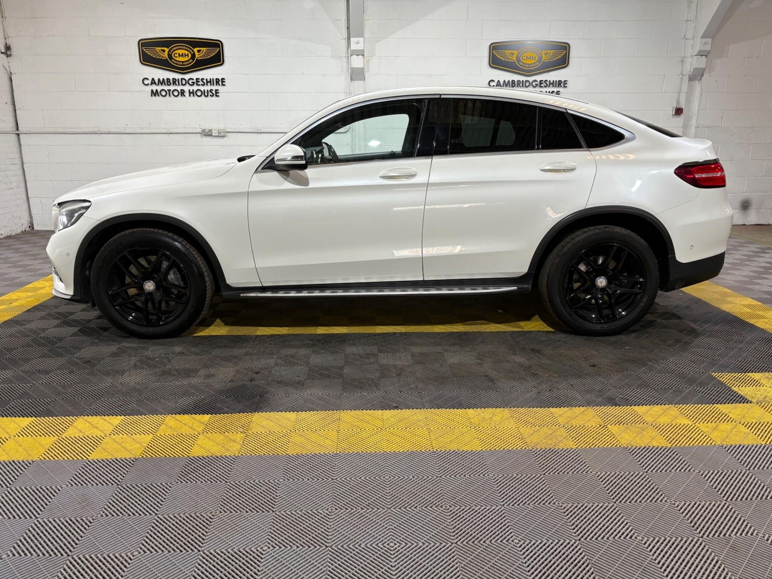 Used Mercedes-Benz GLC 2017 for sale - 76657643: Photo 71