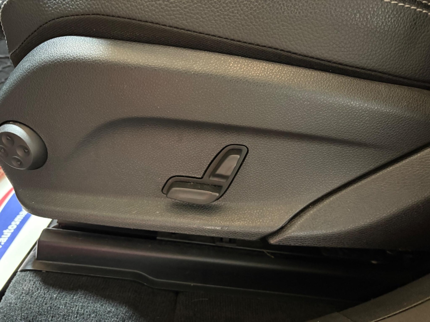 Used Mercedes-Benz GLC 2017 for sale - 76657643: Photo 77