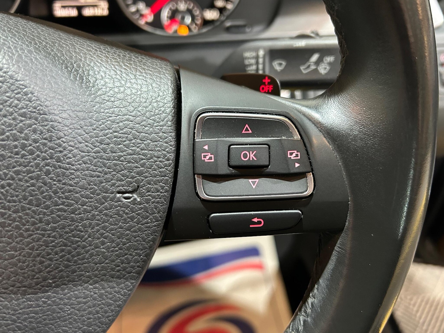 Used Volkswagen Passat 2014 for sale - 77091611: Photo 57