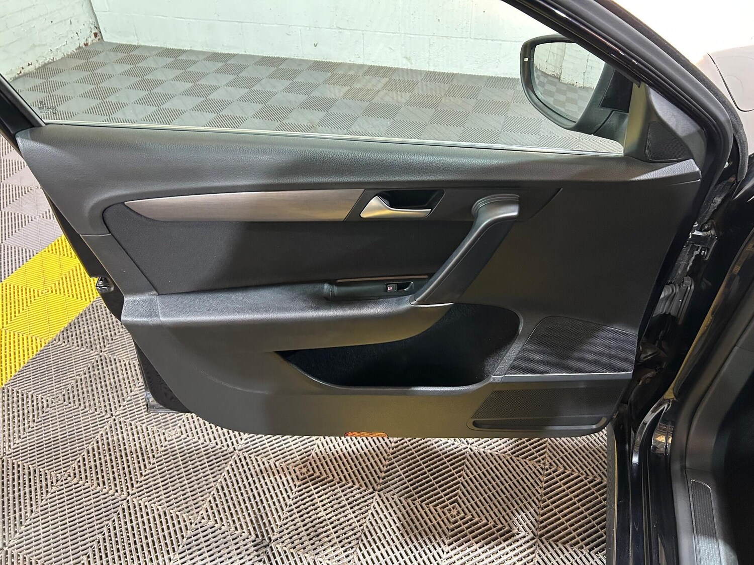 Used Volkswagen Passat 2014 for sale - 77091611: Photo 68