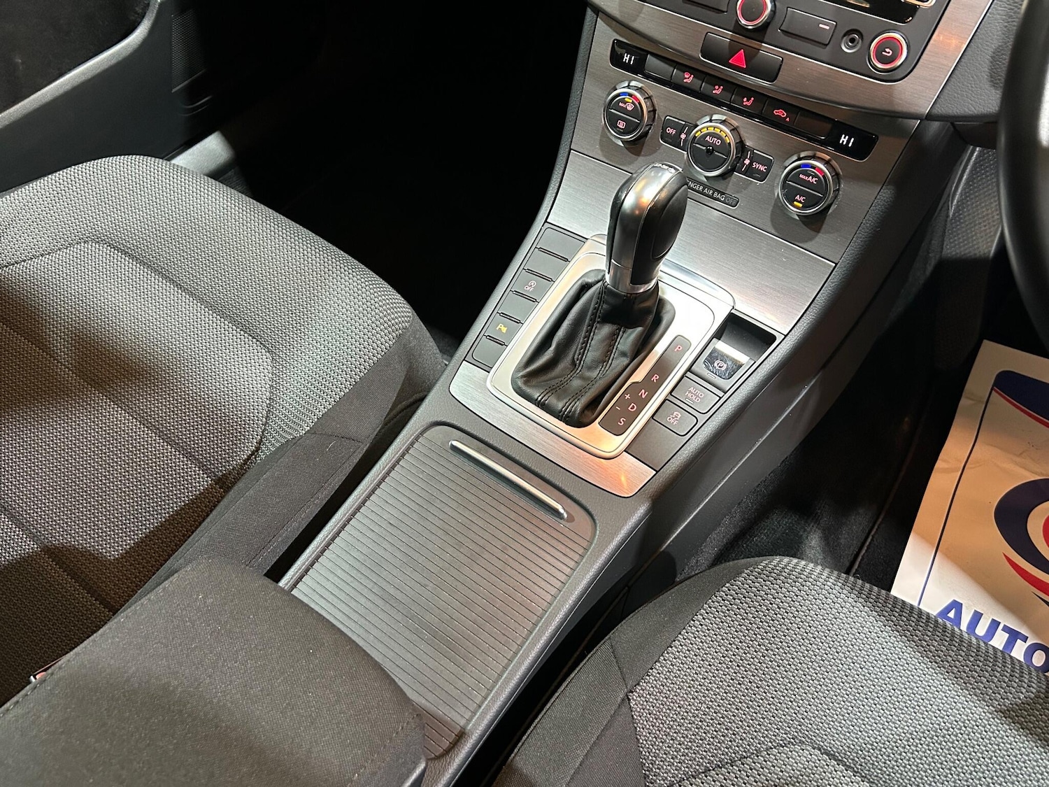 Used Volkswagen Passat 2014 for sale - 77091611: Photo 7