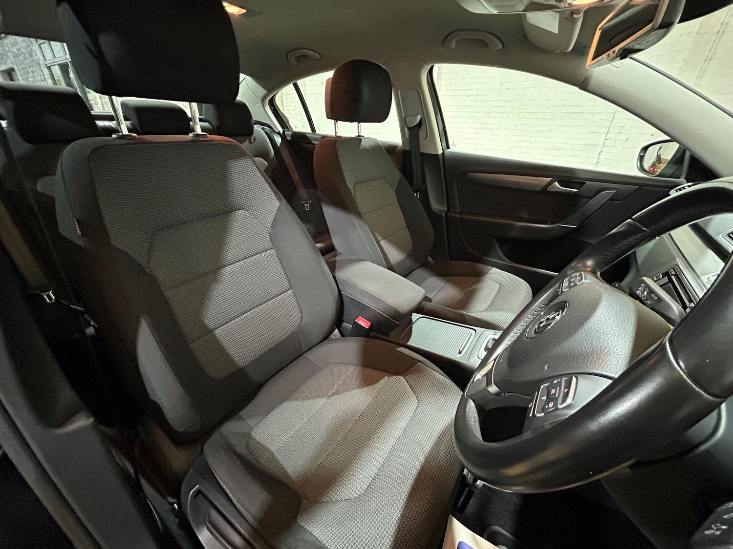 Used Volkswagen Passat 2014 for sale - 77091611: Photo 8