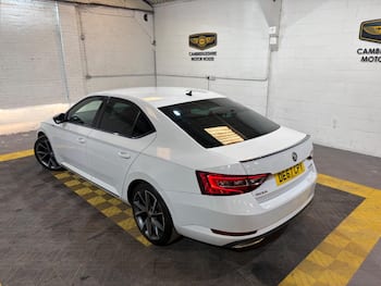 Used Skoda Superb 2018 for sale - 79609038: Photo