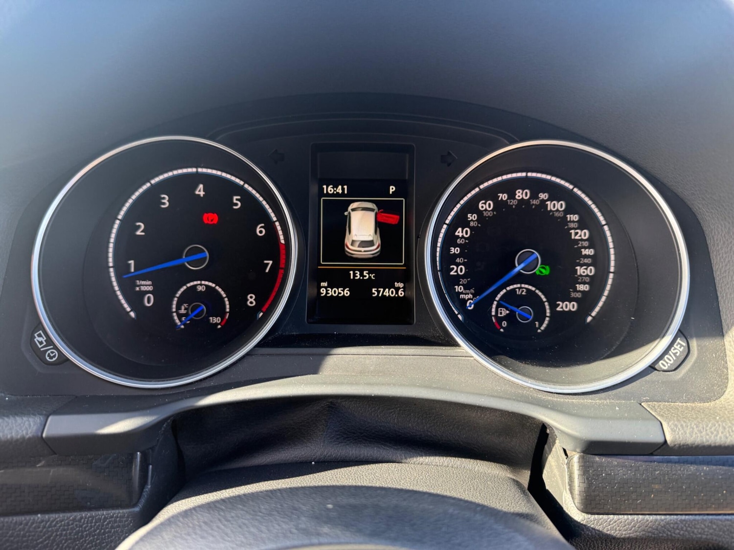 Used Volkswagen Scirocco for sale - 78116381: Photo 6