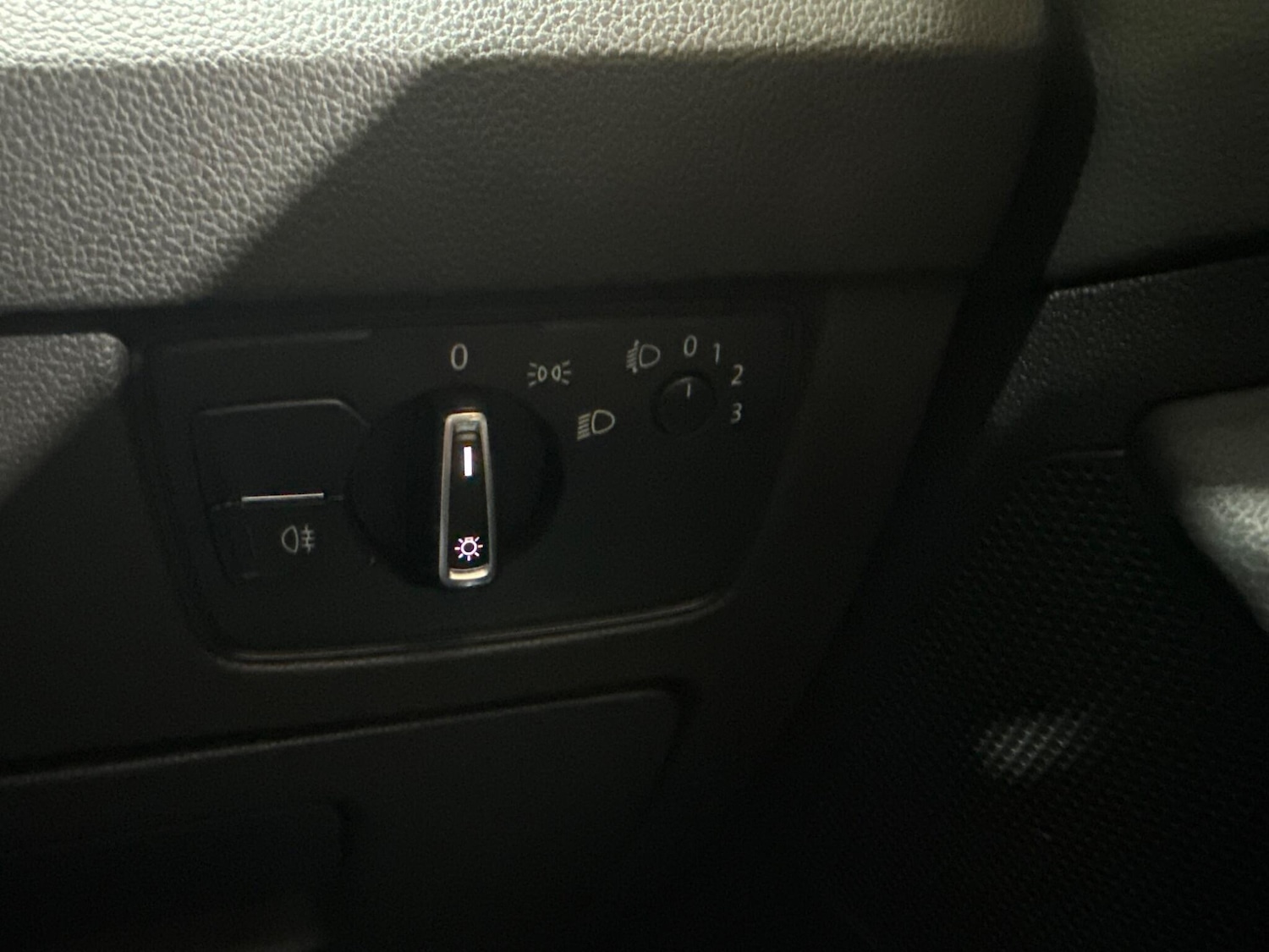 Used Volkswagen Passat 2015 for sale - 76849699: Photo 27