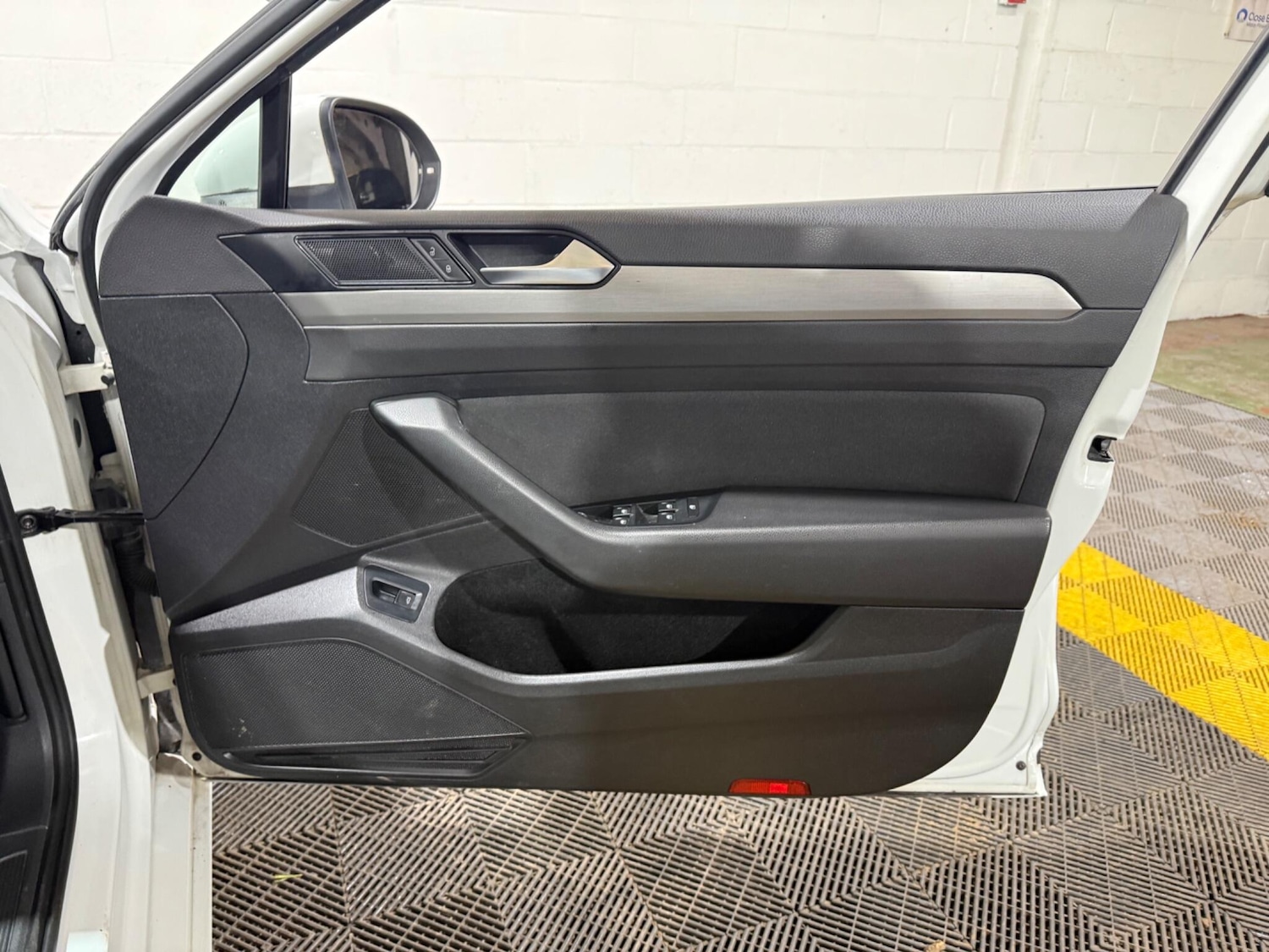 Used Volkswagen Passat 2015 for sale - 76849699: Photo 34