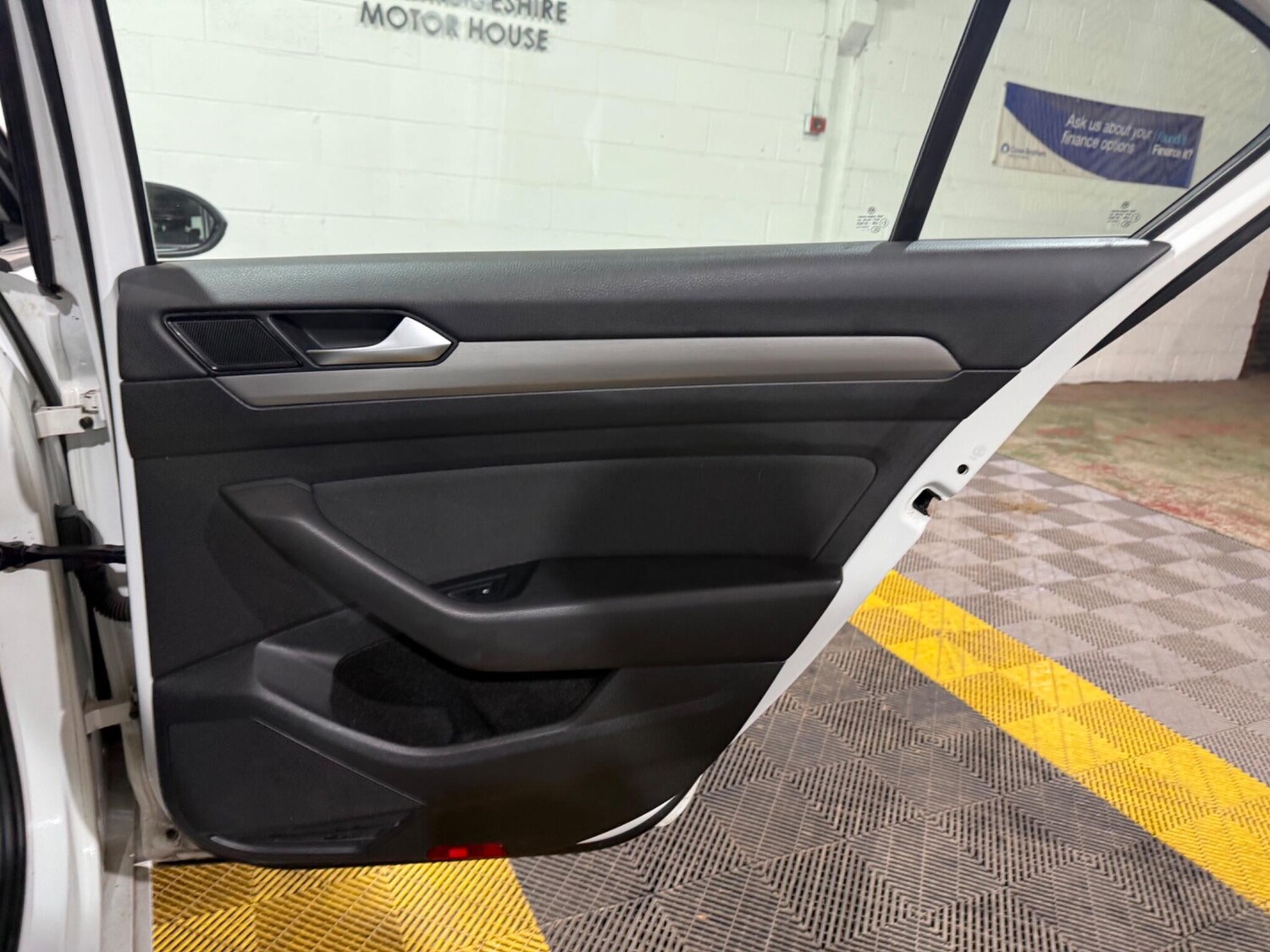 Used Volkswagen Passat 2015 for sale - 76849699: Photo 39