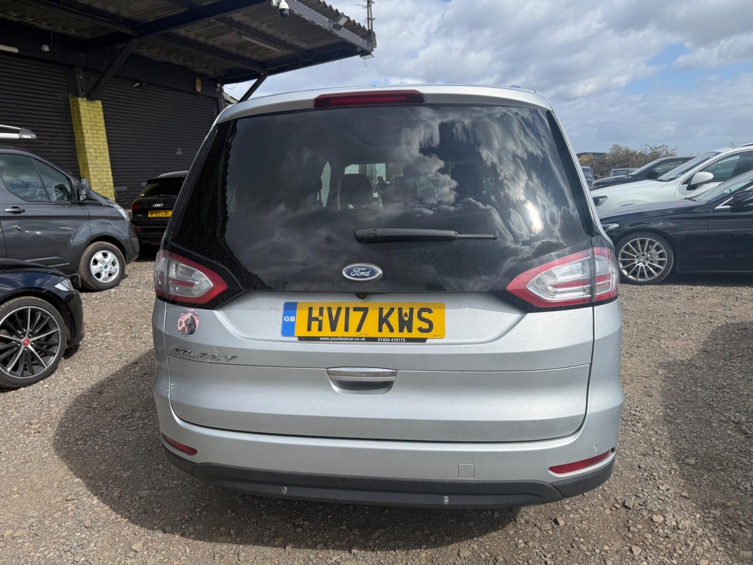 Used Ford Galaxy 2017 for sale - 78047052: Photo 2