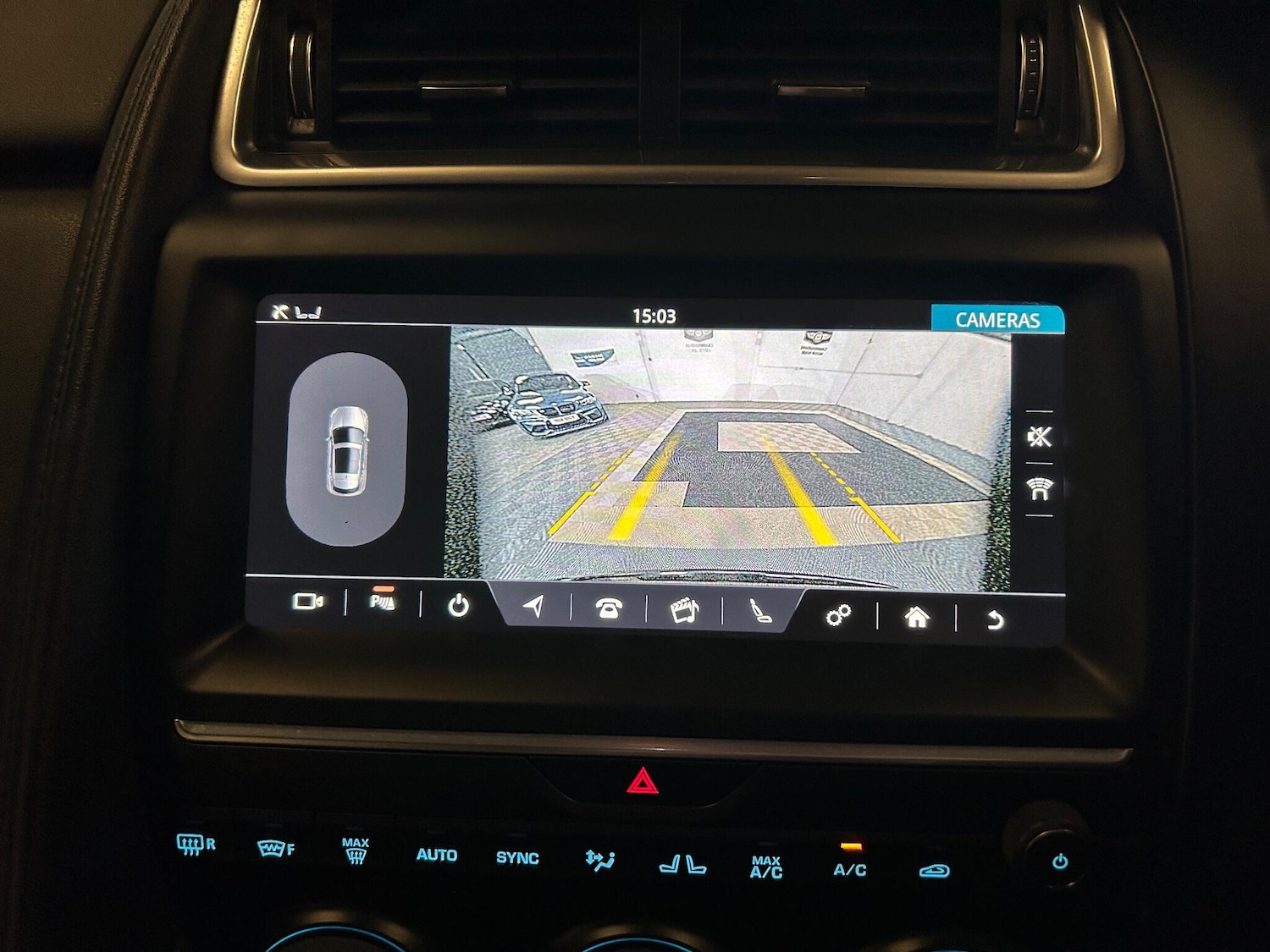 Used Jaguar E-Pace 2019 for sale - 76084643: Photo 11