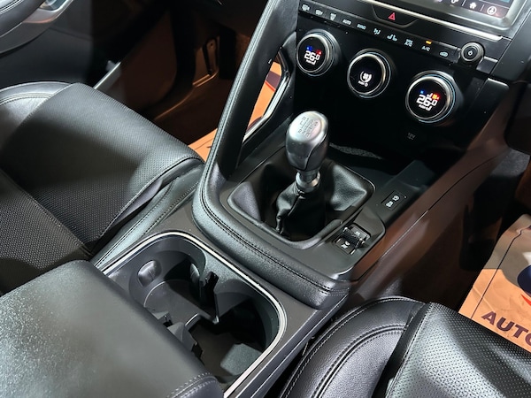 Used Jaguar E-Pace 2019 for sale - 76084643: Photo 28