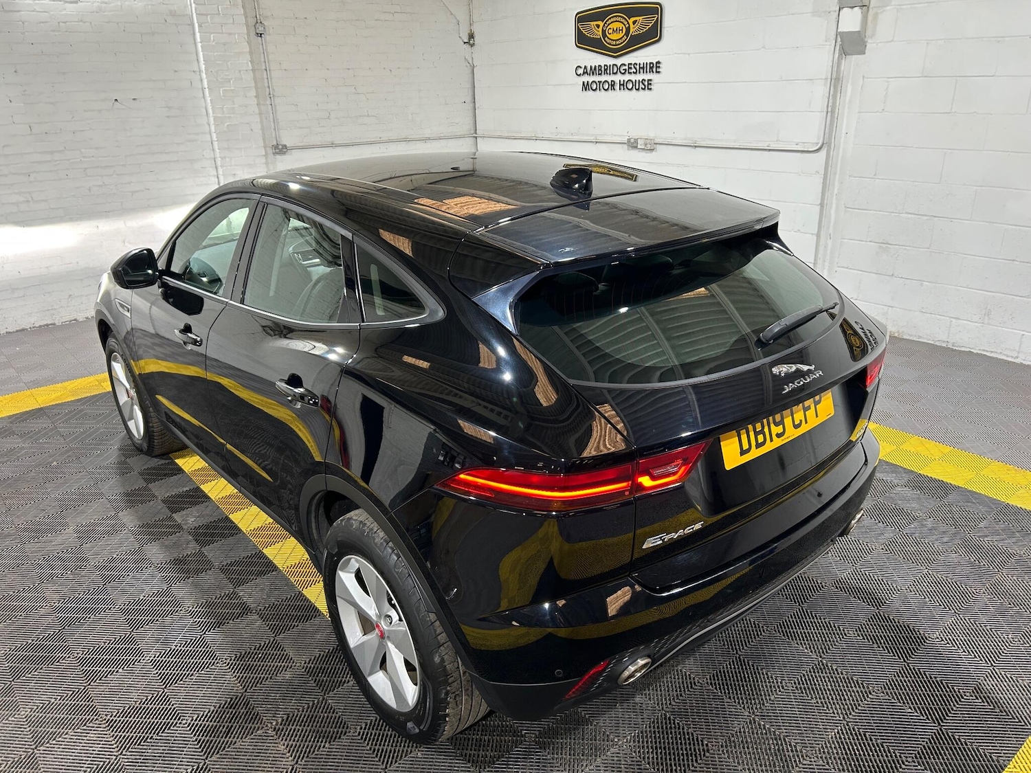 Used Jaguar E-Pace 2019 for sale - 76084643: Photo 30