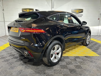 Used Jaguar E-Pace 2019 for sale - 76084643: Photo
