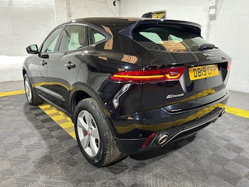 Used Jaguar E-Pace 2019 for sale - 76084643: Photo