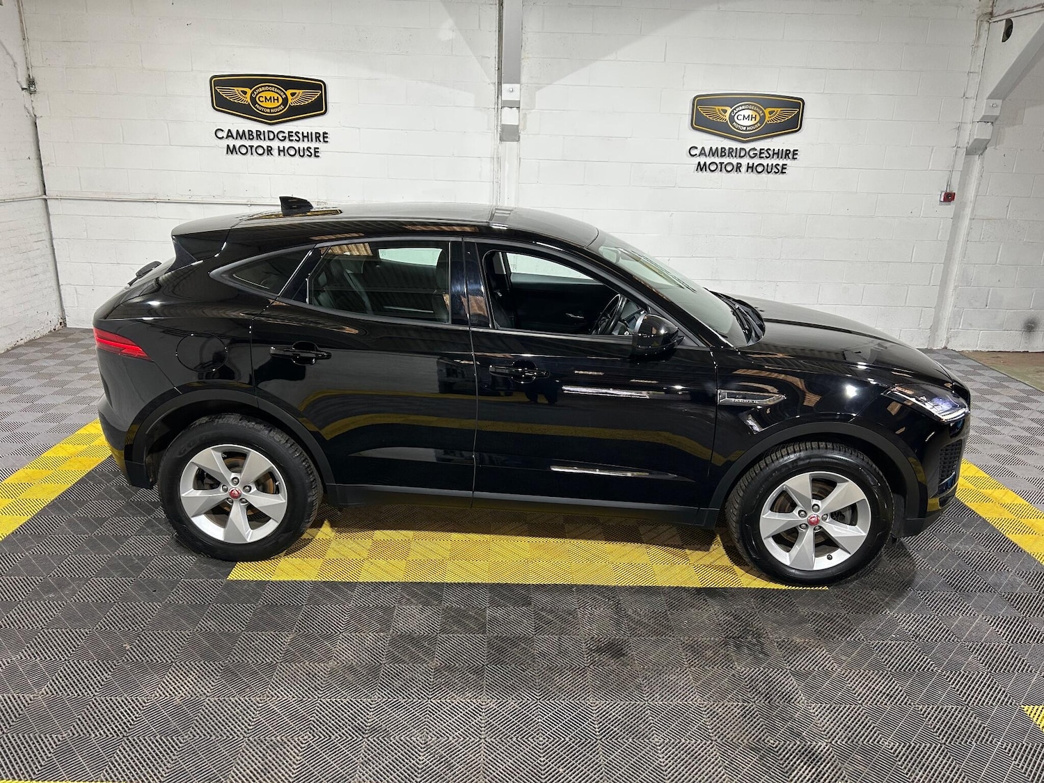 Used Jaguar E-Pace 2019 for sale - 76084643: Photo 60