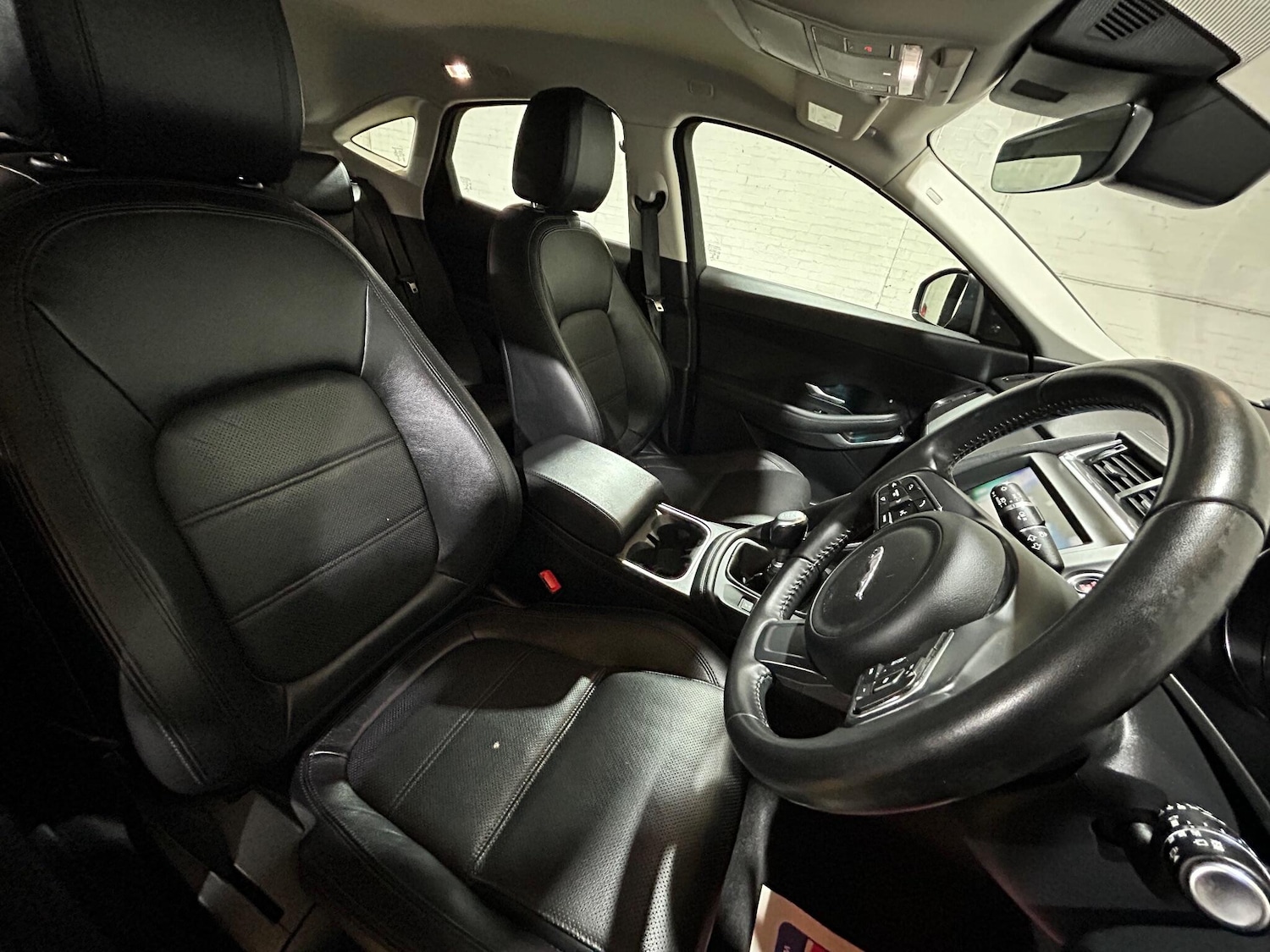 Used Jaguar E-Pace 2019 for sale - 76084643: Photo 7