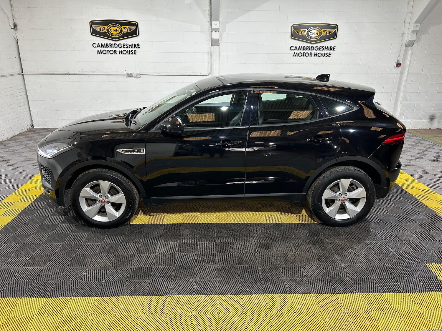 Used Jaguar E-Pace 2019 for sale - 76084643: Photo 73