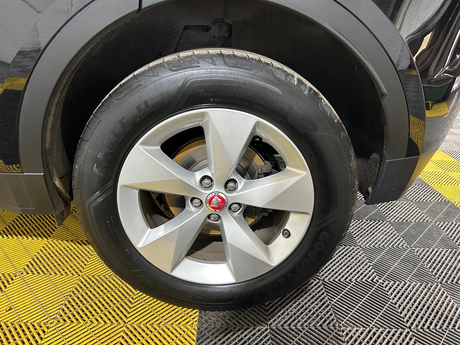 Used Jaguar E-Pace 2019 for sale - 76084643: Photo 74