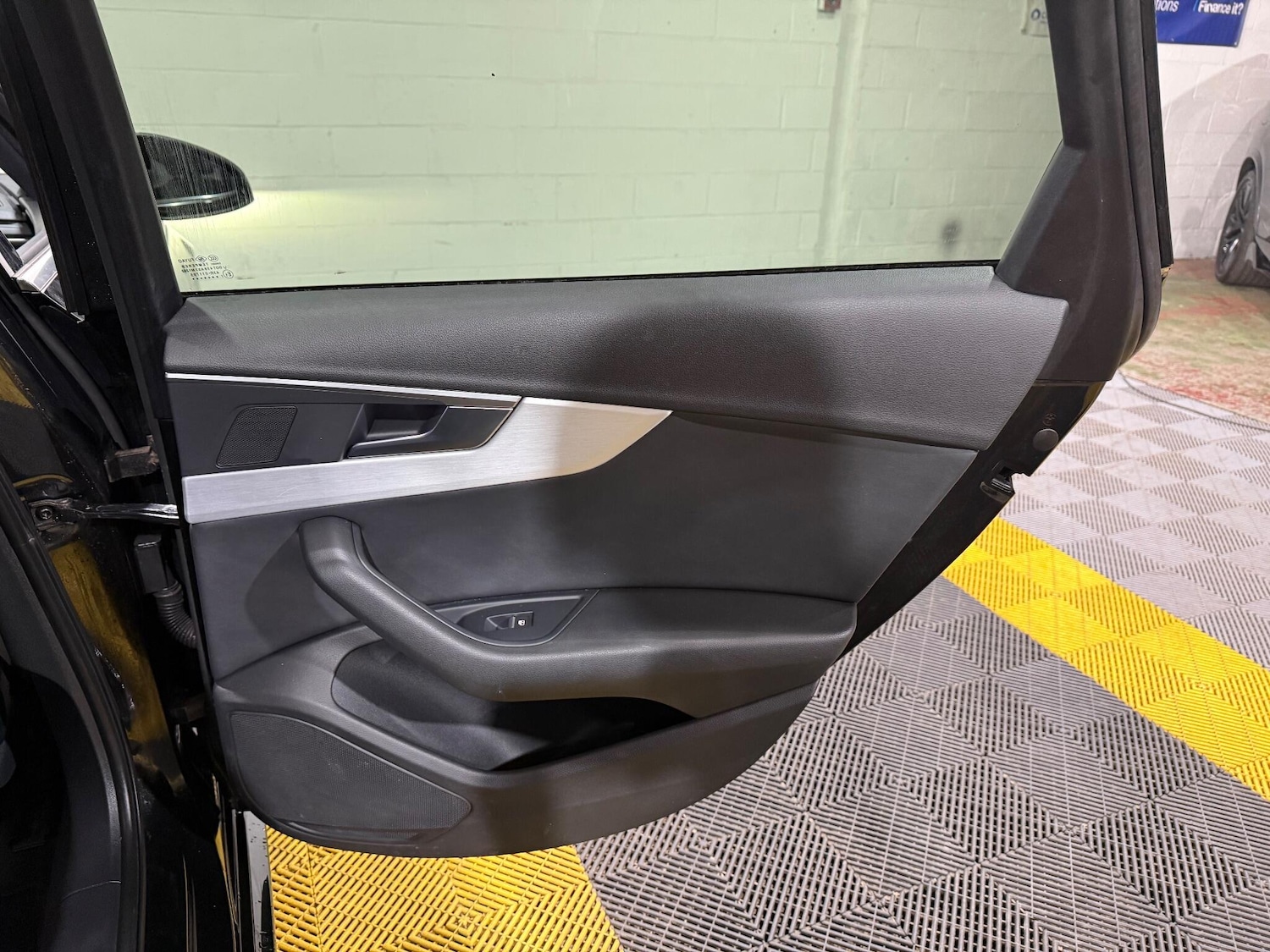 Used Audi A4 2016 for sale - 76498471: Photo 50