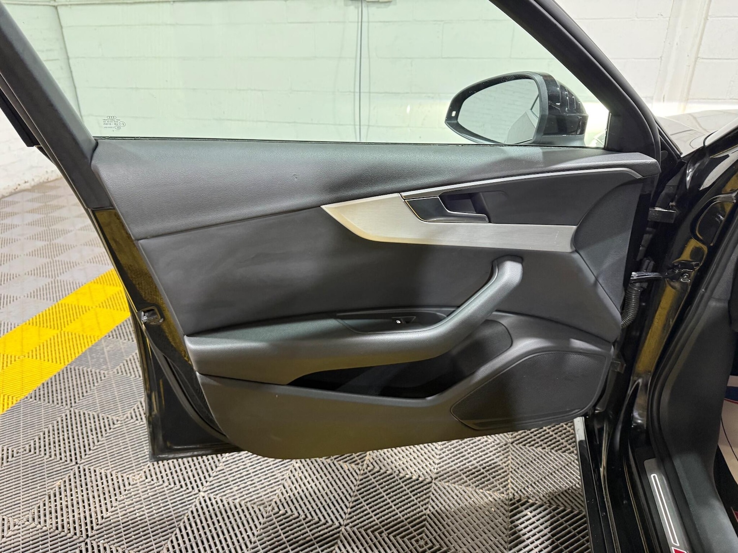 Used Audi A4 2016 for sale - 76498471: Photo 62