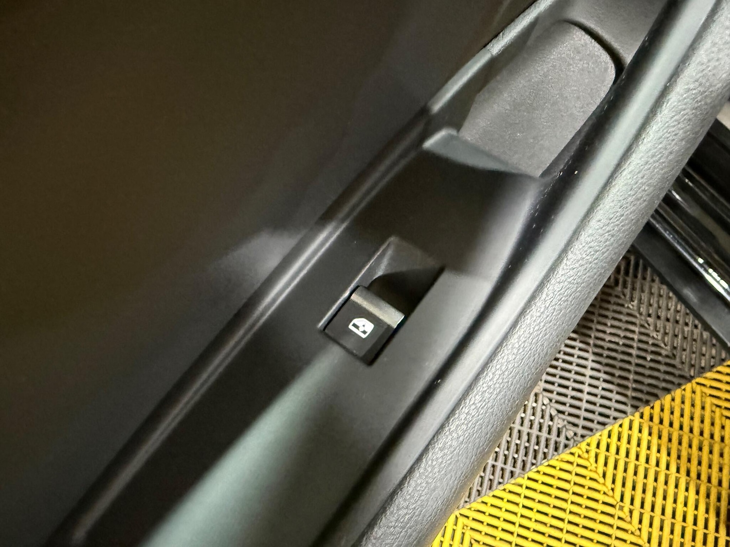 Used Audi A4 2016 for sale - 76498471: Photo 63