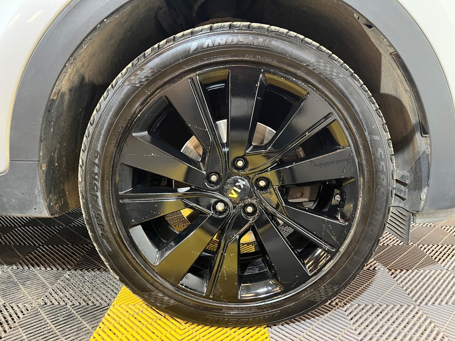 Vehicle 48