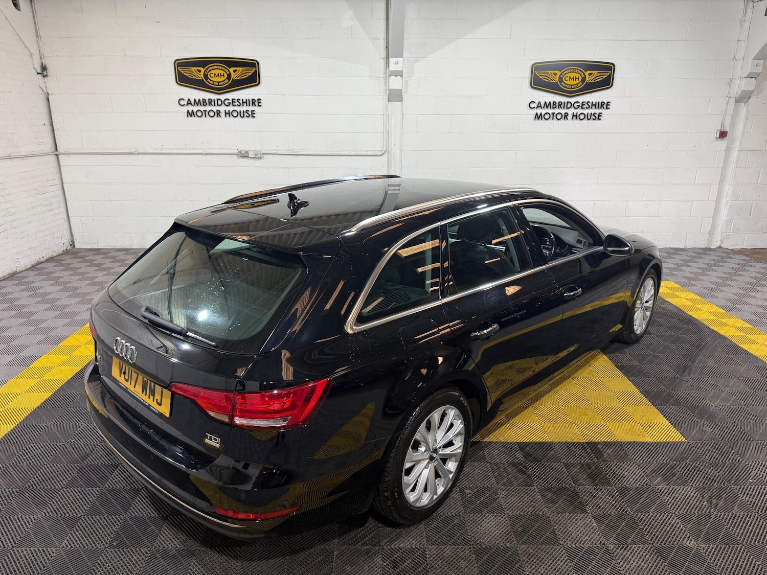 Used Audi A4 Avant 2017 for sale - 76306848: Photo 13