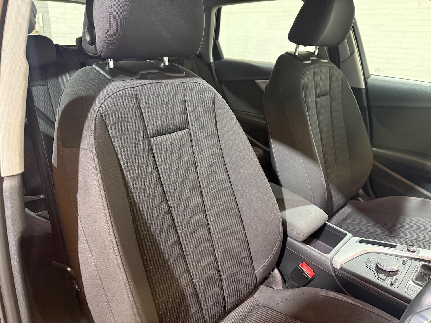 Used Audi A4 Avant 2017 for sale - 76306848: Photo 37