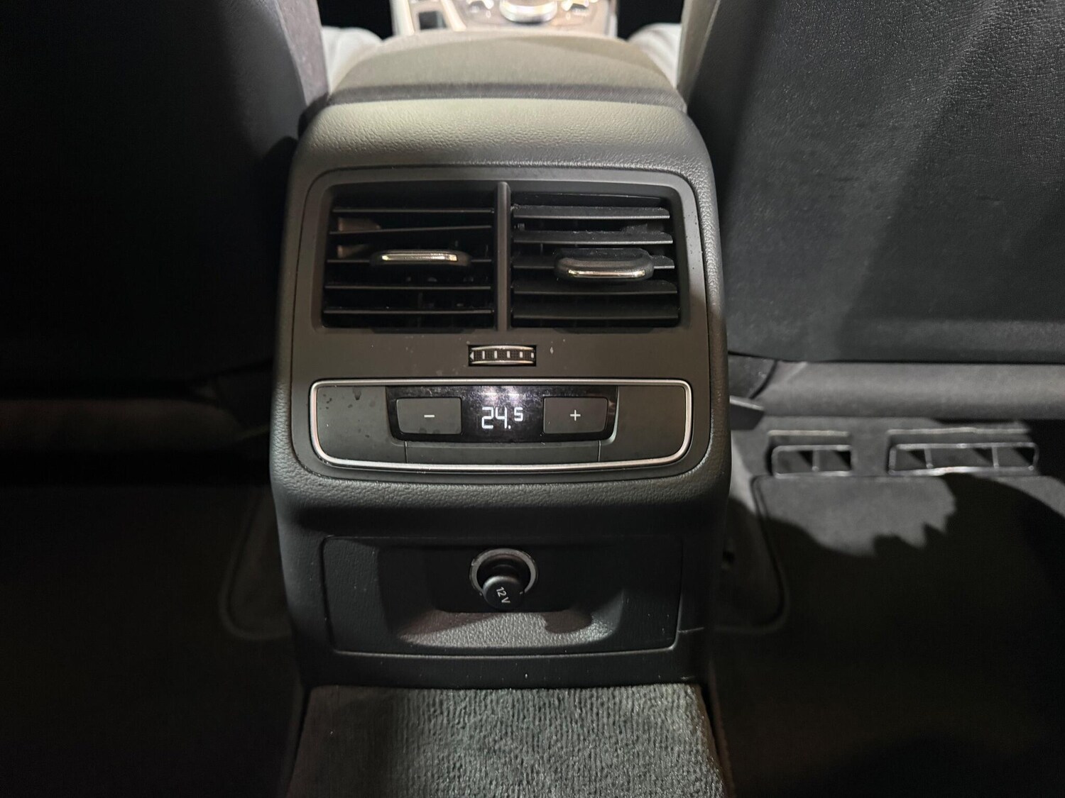 Used Audi A4 Avant 2017 for sale - 76306848: Photo 42