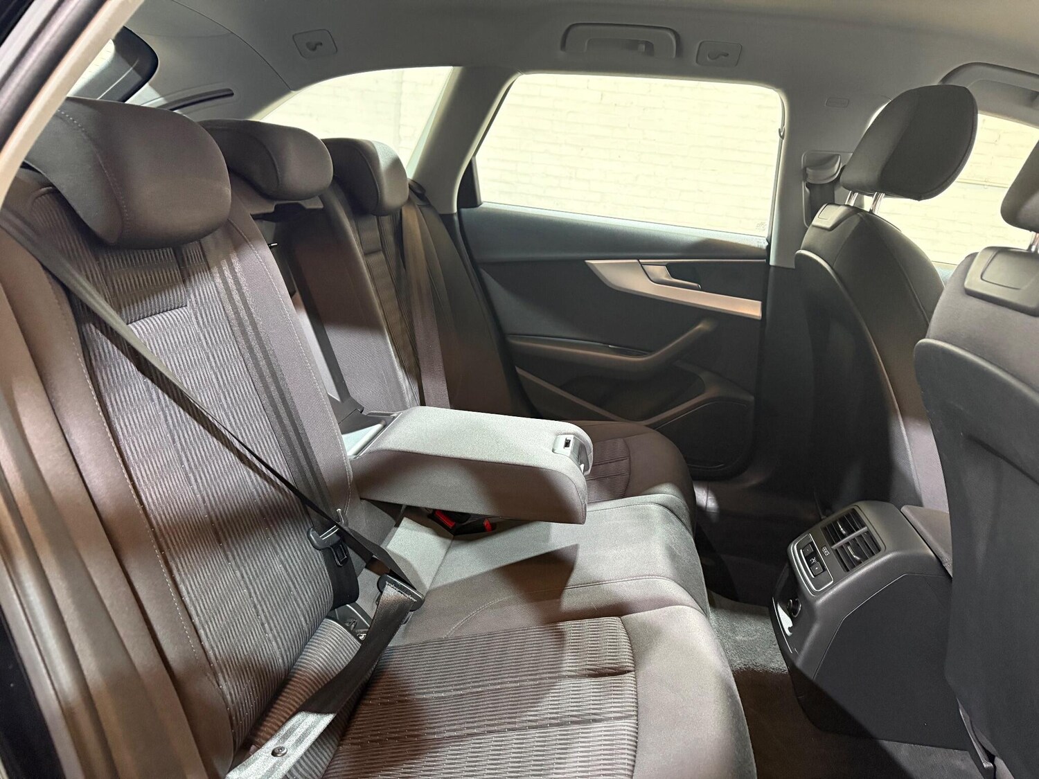 Used Audi A4 Avant 2017 for sale - 76306848: Photo 45