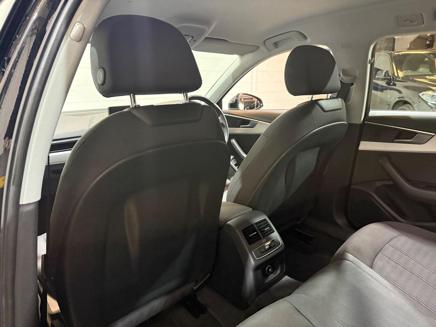 Used Audi A4 Avant 2017 for sale - 76306848: Photo 49