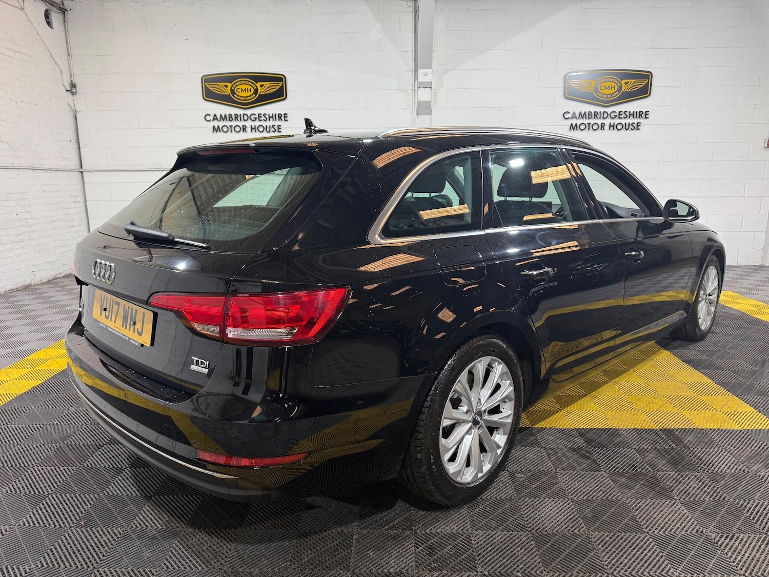 Used Audi A4 Avant 2017 for sale - 76306848: Photo 5