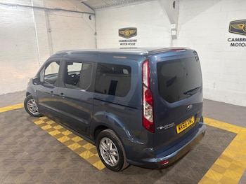Used Ford Grand Tourneo Connect 2019 for sale - 79213018: Photo