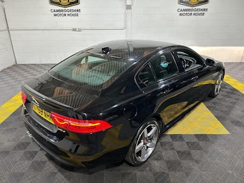 Used Jaguar XE 2019 for sale - 76513215: Photo