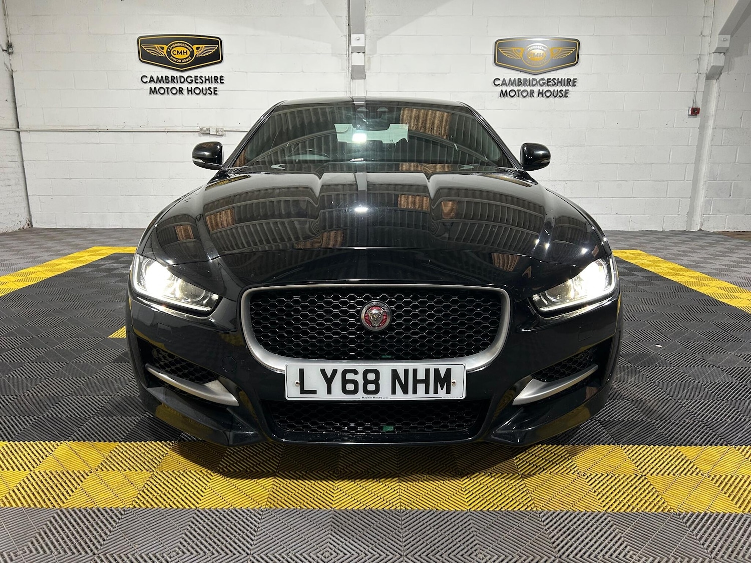 Used Jaguar XE 2019 for sale - 76513215: Photo 59