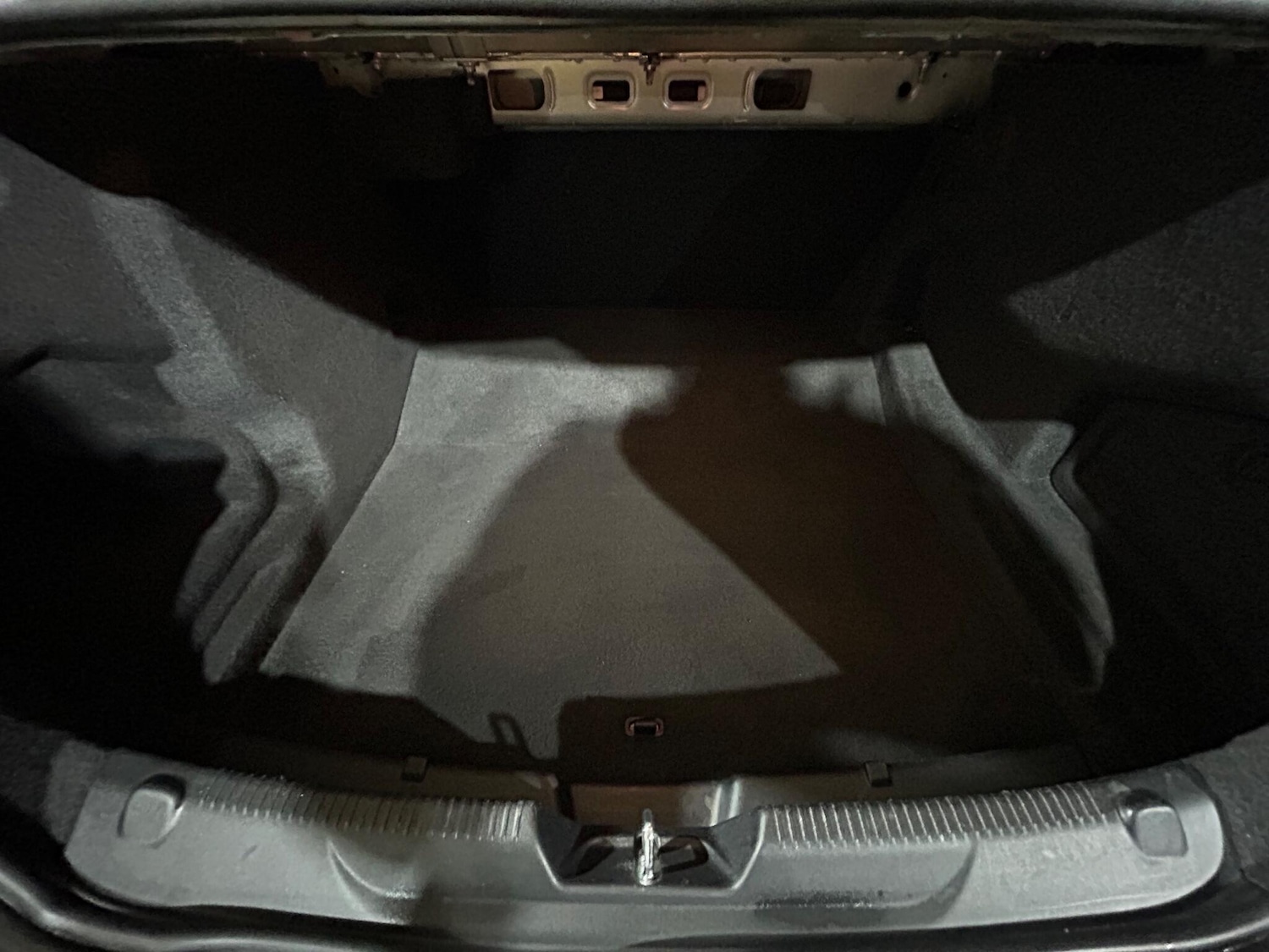 Used Jaguar XE 2019 for sale - 76513215: Photo 68