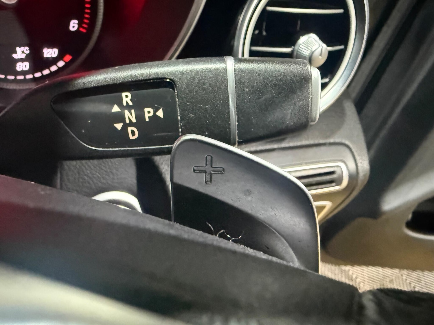 Used Mercedes-Benz GLC 2018 for sale - 77320533: Photo 29