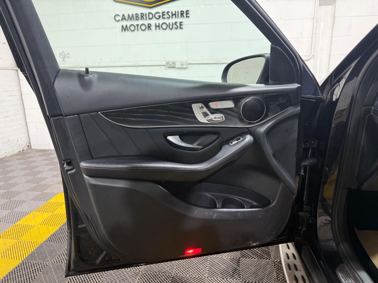 Used Mercedes-Benz GLC 2018 for sale - 77320533: Photo 53