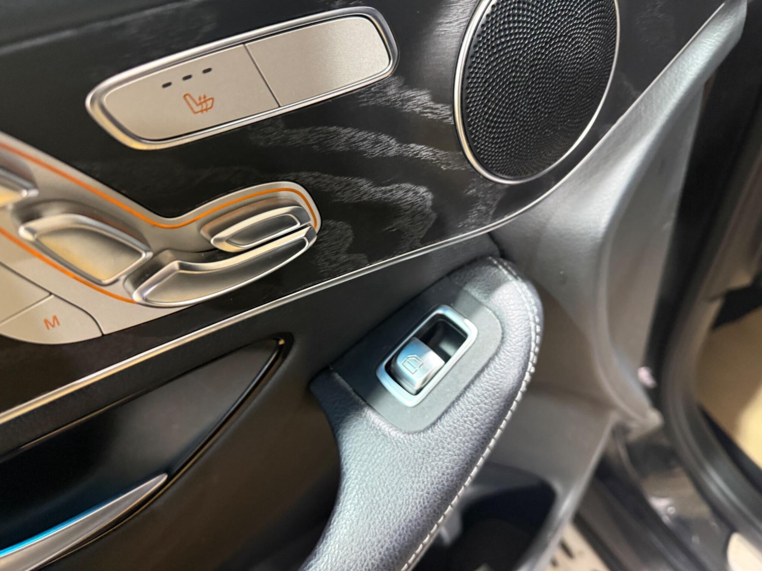 Used Mercedes-Benz GLC 2018 for sale - 77320533: Photo 56