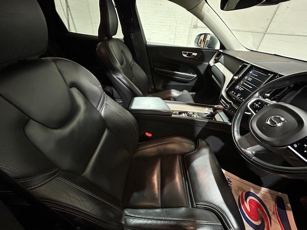 Used Volvo XC60 2018 for sale - 75350761: Photo 34