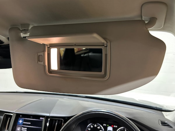 Used Volvo XC60 2018 for sale - 75350761: Photo 37