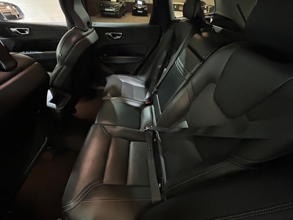 Used Volvo XC60 2018 for sale - 75350761: Photo 53