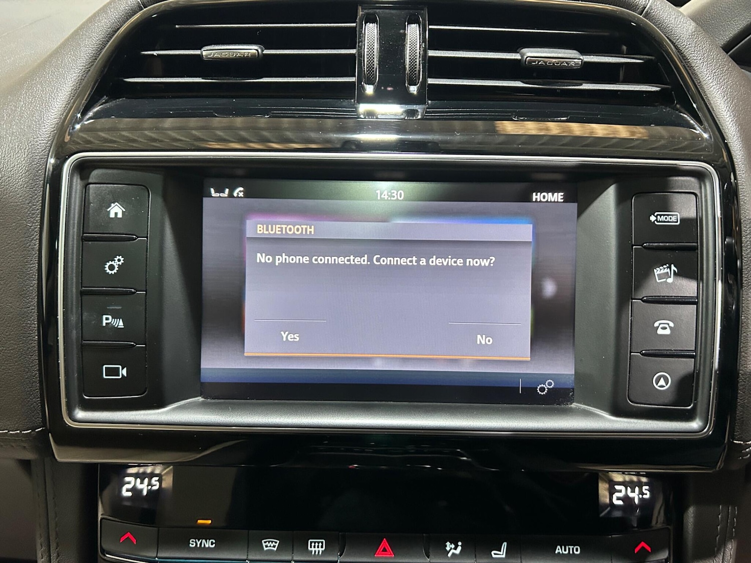 Used Jaguar F-Pace 2018 for sale - 77358649: Photo 18