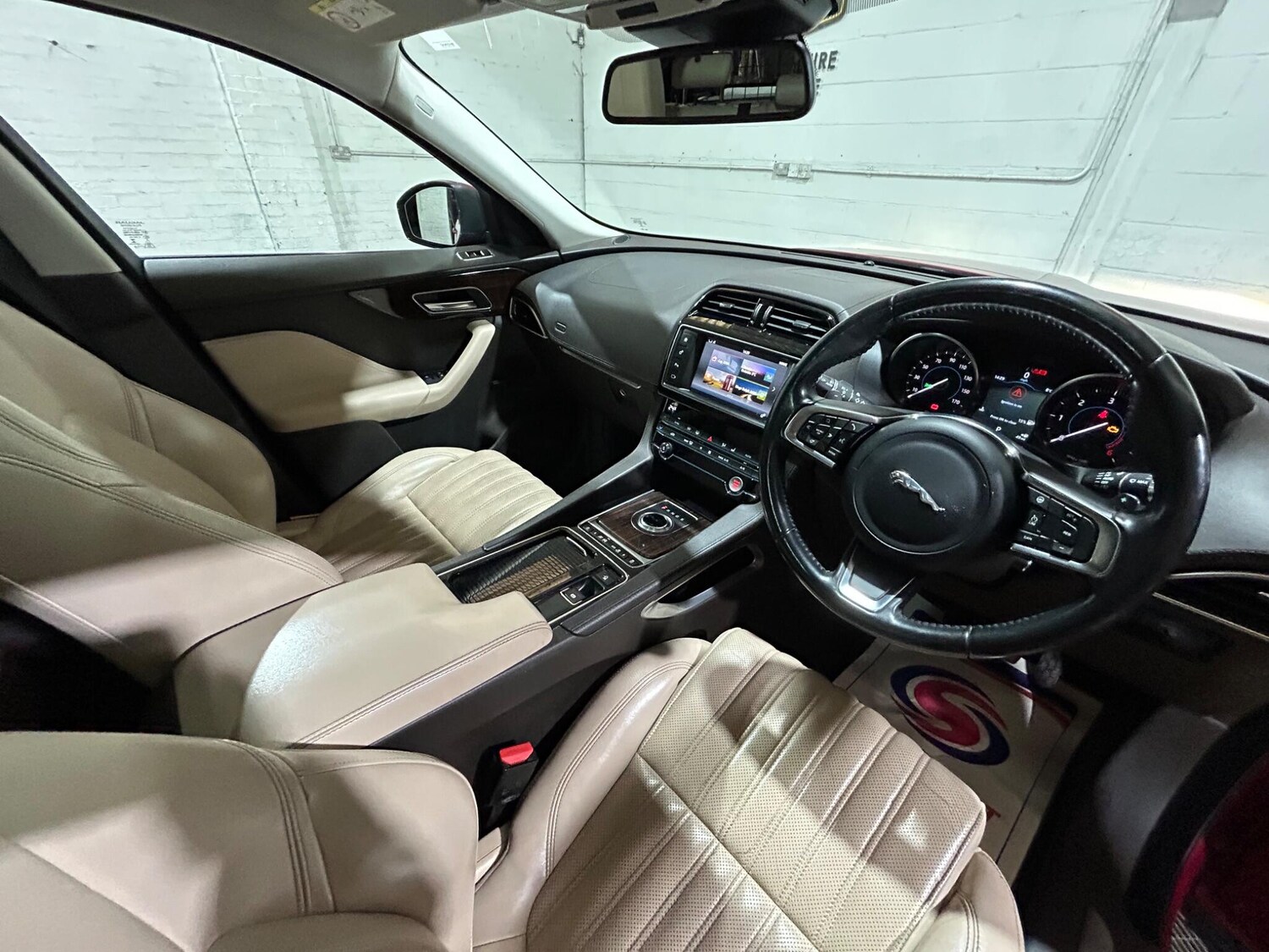 Used Jaguar F-Pace 2018 for sale - 77358649: Photo 35