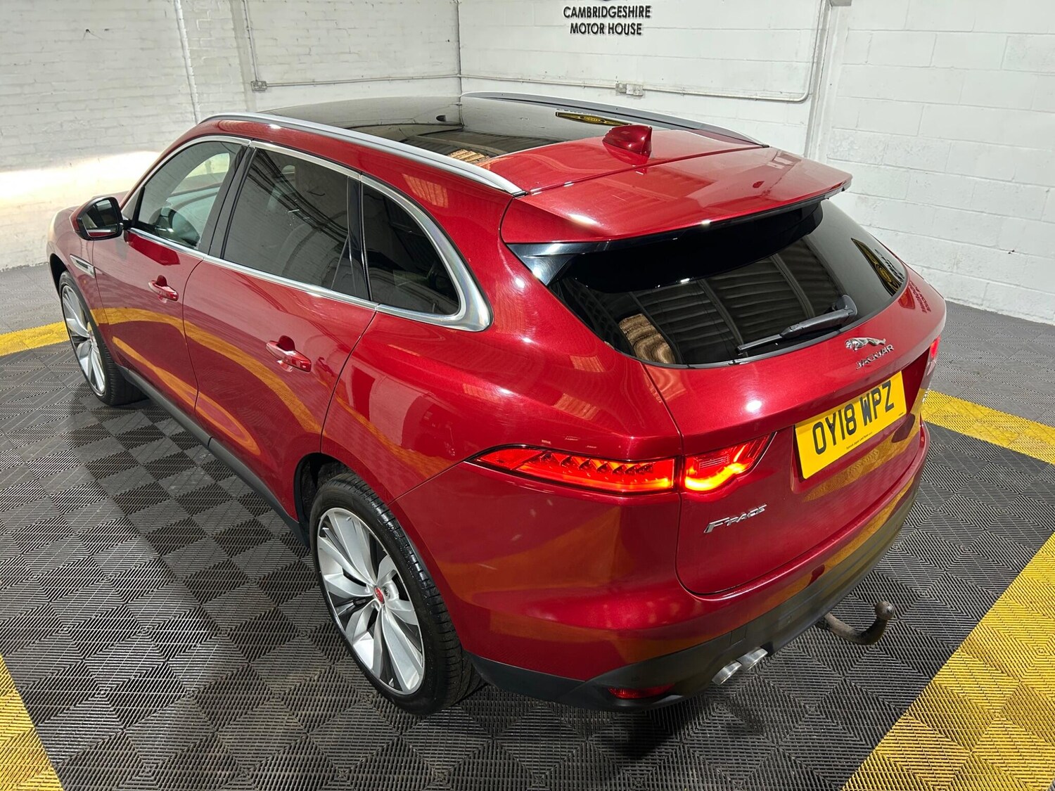 Used Jaguar F-Pace 2018 for sale - 77358649: Photo 45