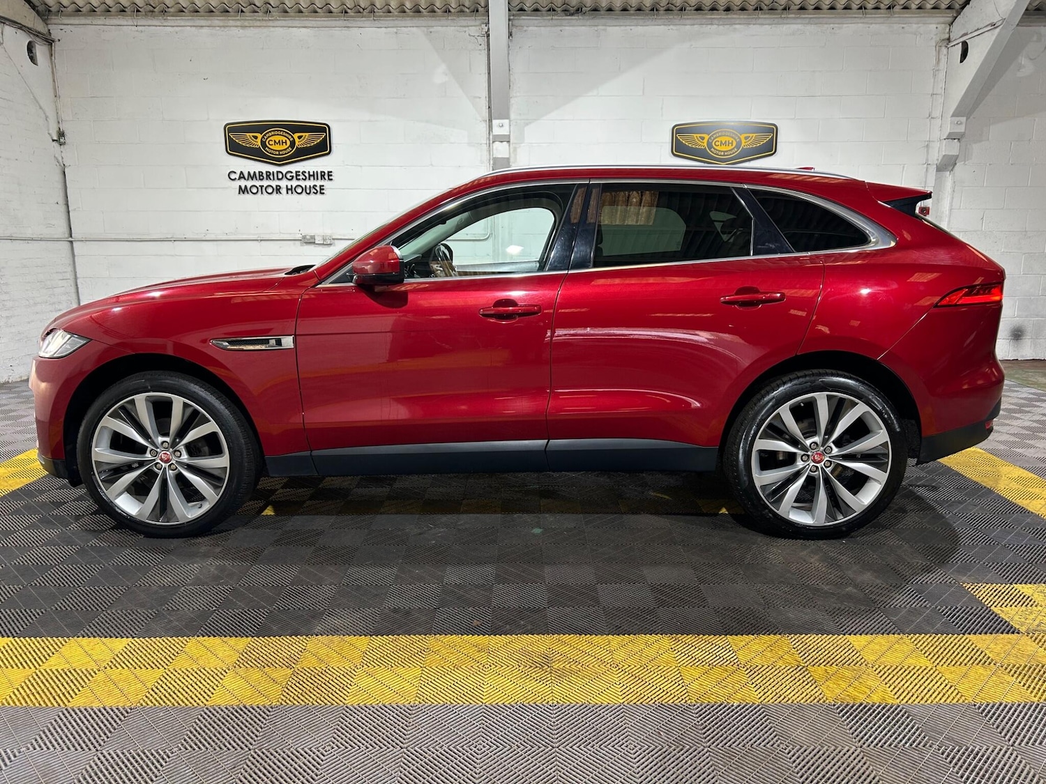 Used Jaguar F-Pace 2018 for sale - 77358649: Photo 49