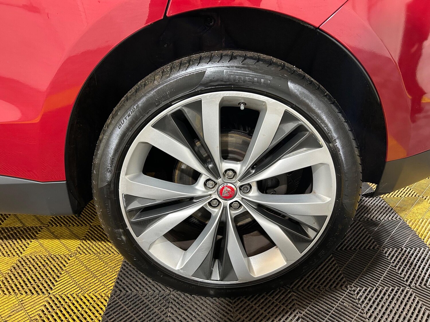 Used Jaguar F-Pace 2018 for sale - 77358649: Photo 57