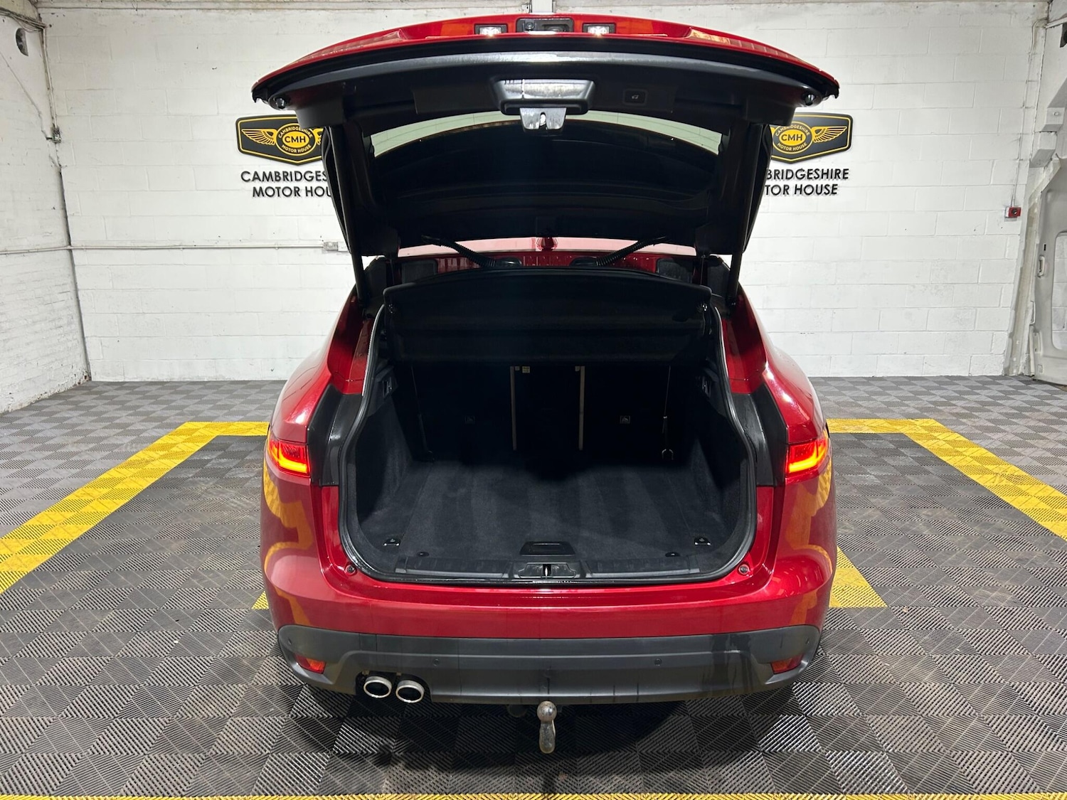 Used Jaguar F-Pace 2018 for sale - 77358649: Photo 59